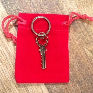NWOT Key to my heart vintage style brass keychain